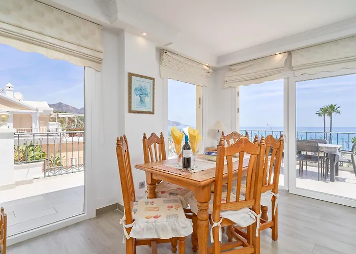 Wonderful Penthouse Apartman *
